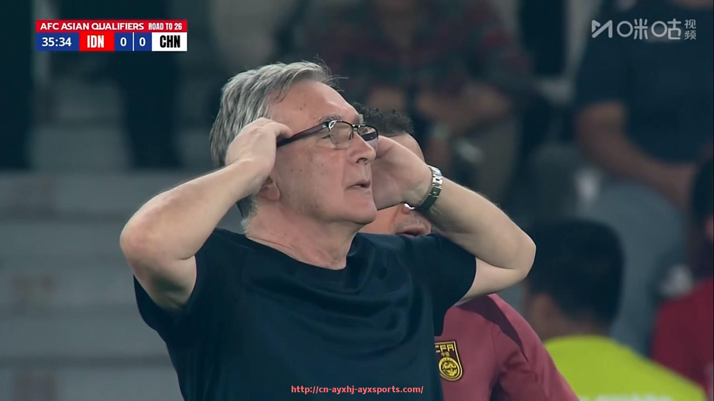 爱游戏体育-世俱杯比赛实况报道及现场解说总结